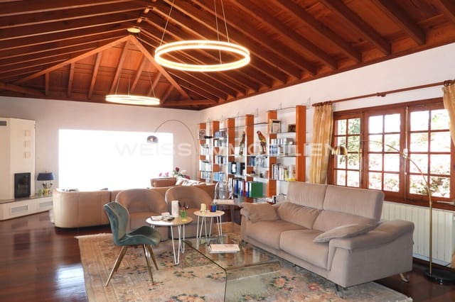 Casa de 6 habitaciones en Tacoronte en venta con piscina garaje - 2.700.000 € (Ref: 9824579)