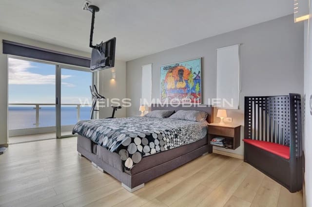 7 quarto Casa em Banda para venda em Tacoronte com piscina garagem - 890 000 € (Ref: 9961872)