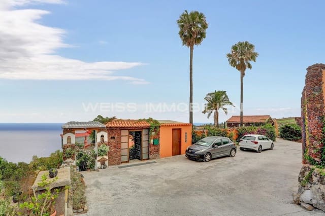 7 quarto Casa em Banda para venda em Tacoronte com piscina garagem - 890 000 € (Ref: 9961872)