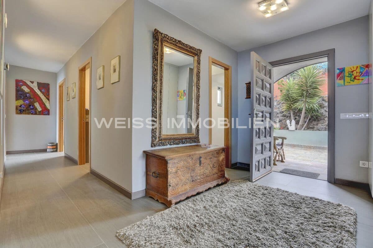 7 sovrum Hus till salu i Tacoronte med pool garage - 890 000 € (Ref: 9961872)