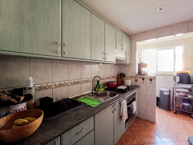3 soveværelse Lejlighed til salg i Parque de la Reina, Arona med garage - € 360.000 (Ref: 10049663)