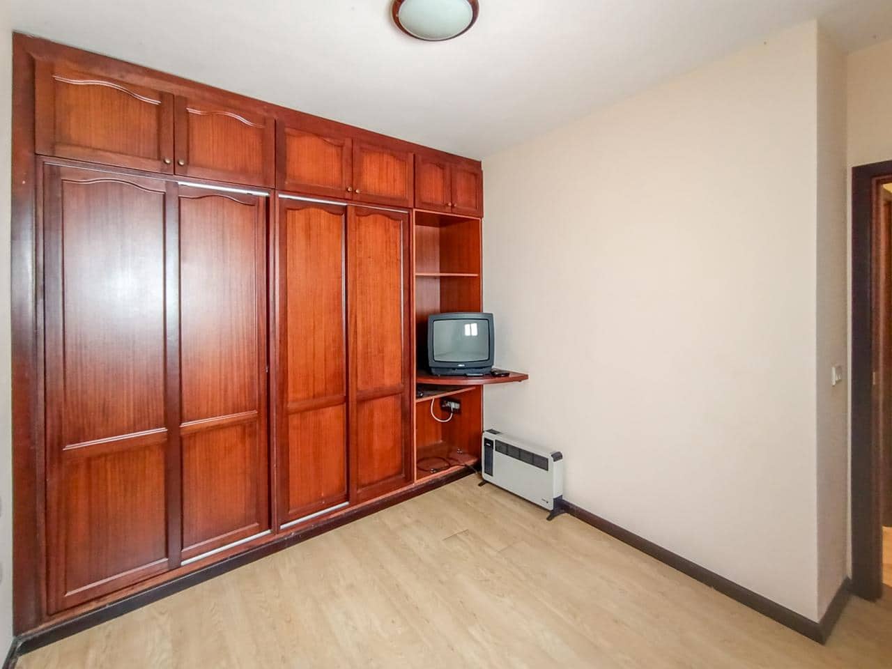 Piso de 3 habitaciones en Villa de Arico en venta - 285.000 € (Ref: 10082190)