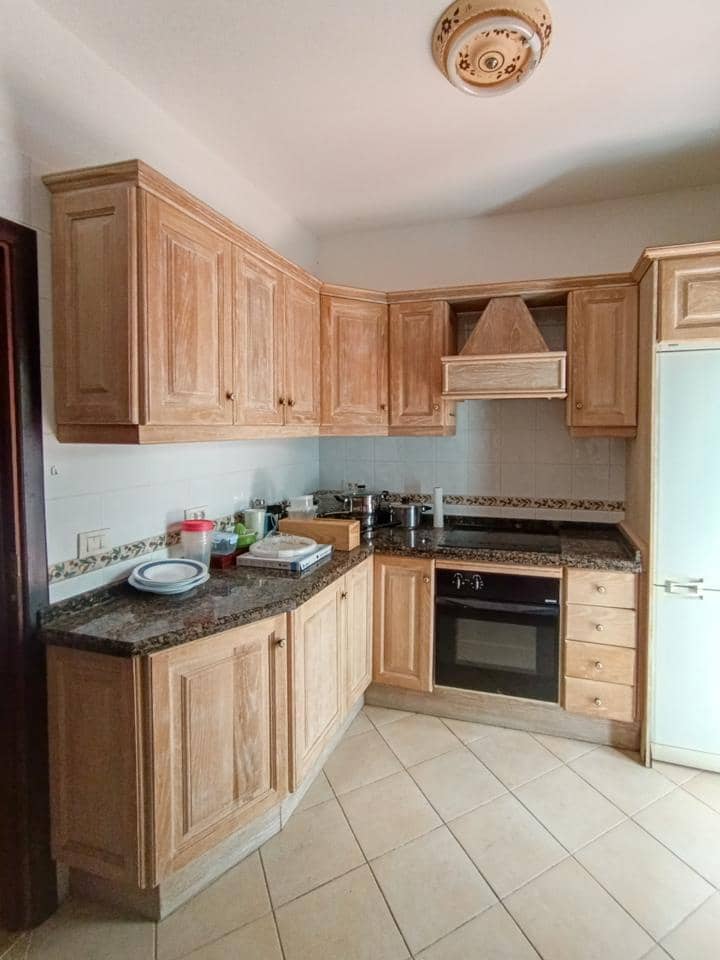 Piso de 3 habitaciones en Villa de Arico en venta - 285.000 € (Ref: 10082190)