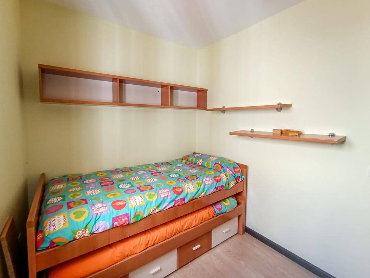 Piso de 3 habitaciones en Villa de Arico en venta - 285.000 € (Ref: 10082190)