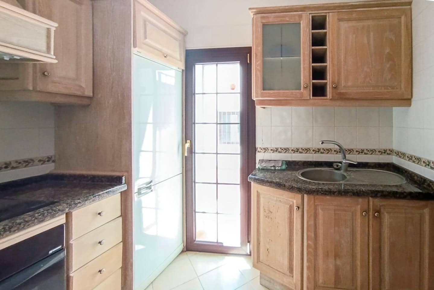 Piso de 3 habitaciones en Villa de Arico en venta - 285.000 € (Ref: 10082190)