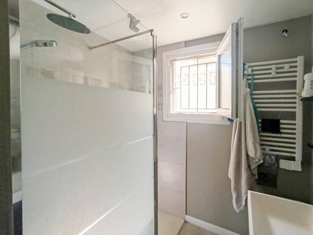 4 sypialnia Willa na sprzedaż w Tacoronte z garażem - 650 000 € (Ref: 10173085)