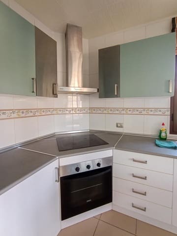 2 soverom Leilighet til salgs i Costa del Silencio, Arona med svømmebasseng garasje - € 240 000 (Ref: 10183970)