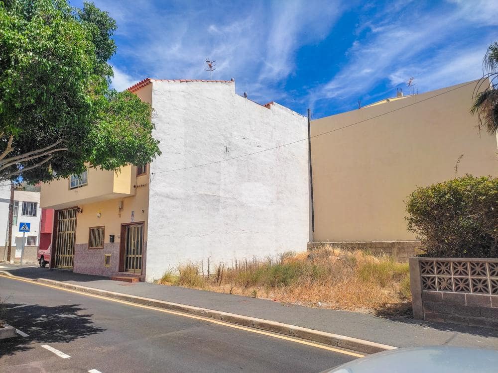 Ubebygd land til salgs i San Isidro de Abona - € 70 000 (Ref: 7552926)