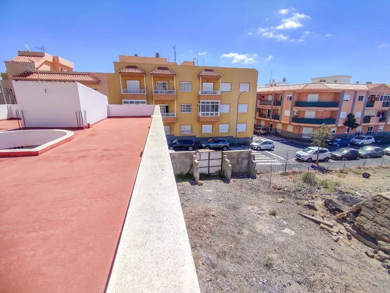 7 soveværelse Villa til salg i San Isidro de Abona - € 305.000 (Ref: 8121711)