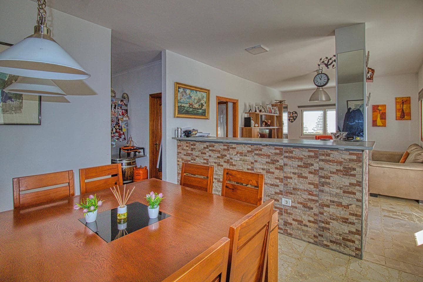 6 bedroom Villa for sale in Candelaria with pool garage - € 675,000 (Ref: 8609526)