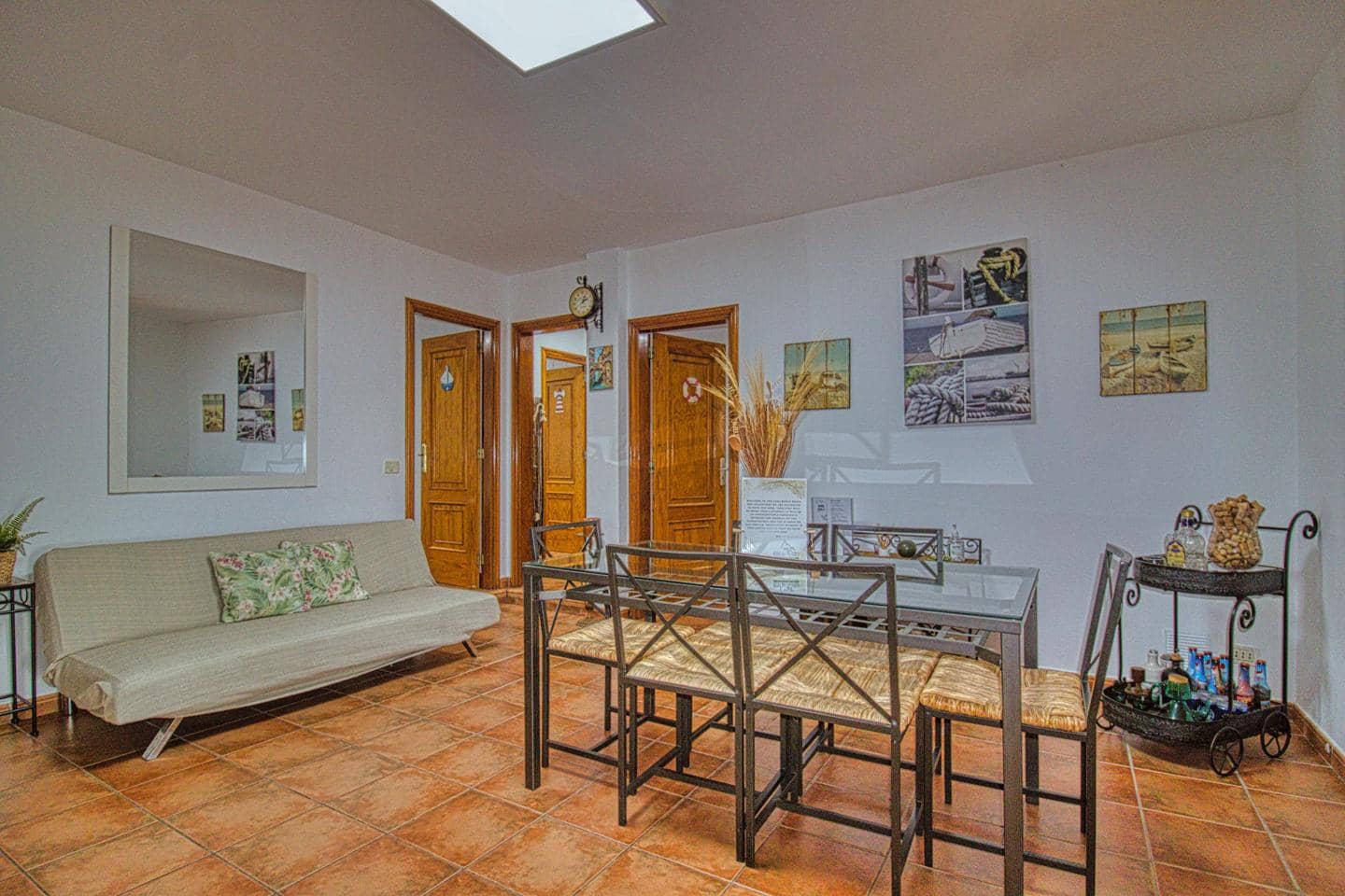 6 bedroom Villa for sale in Candelaria with pool garage - € 675,000 (Ref: 8609526)