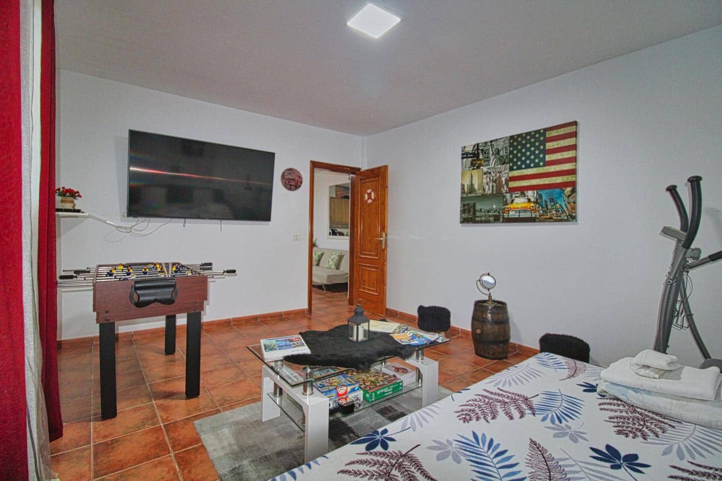 6 bedroom Villa for sale in Candelaria with pool garage - € 675,000 (Ref: 8609526)