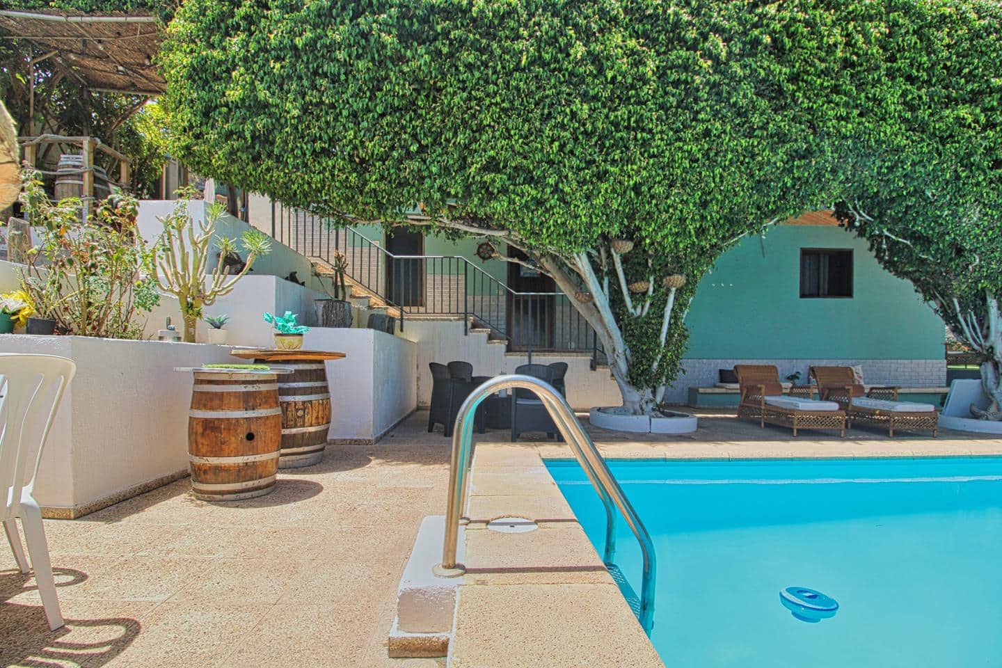 6 bedroom Villa for sale in Candelaria with pool garage - € 675,000 (Ref: 8609526)