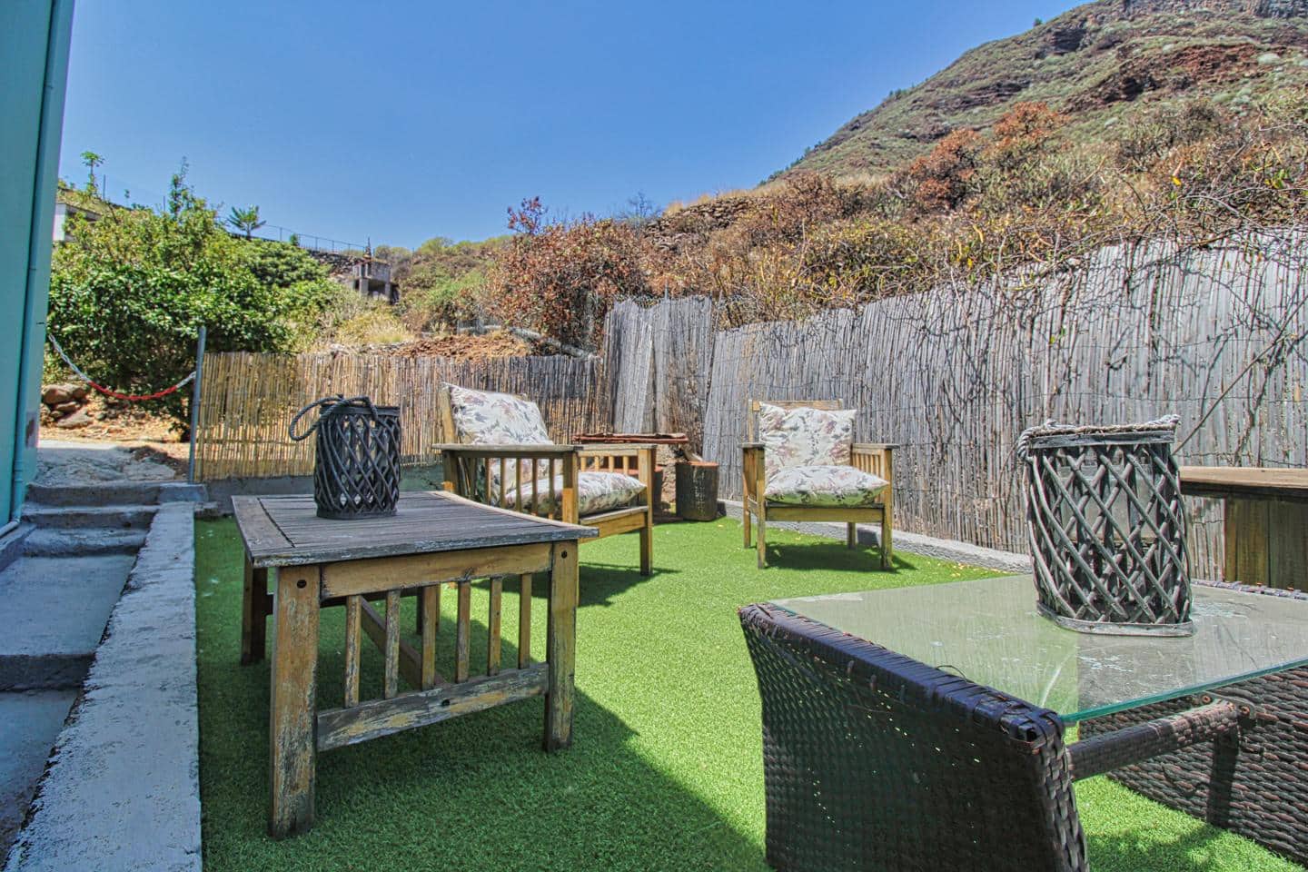 6 bedroom Villa for sale in Candelaria with pool garage - € 675,000 (Ref: 8609526)
