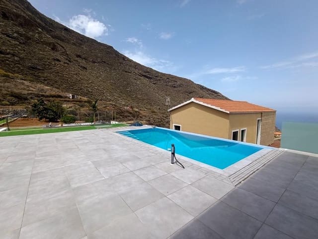 5 slaapkamer Villa te koop in Candelaria met zwembad garage - € 839.000 (Ref: 8610186)