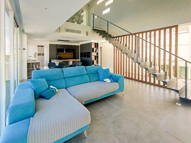 5 soverom Villa til salgs i Candelaria med svømmebasseng garasje - € 835 000 (Ref: 8610186)