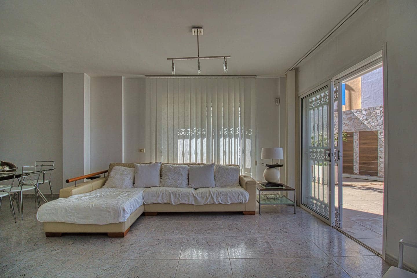 3 bedroom Villa for sale in Costa Adeje with garage - € 949,000 (Ref: 8652133)