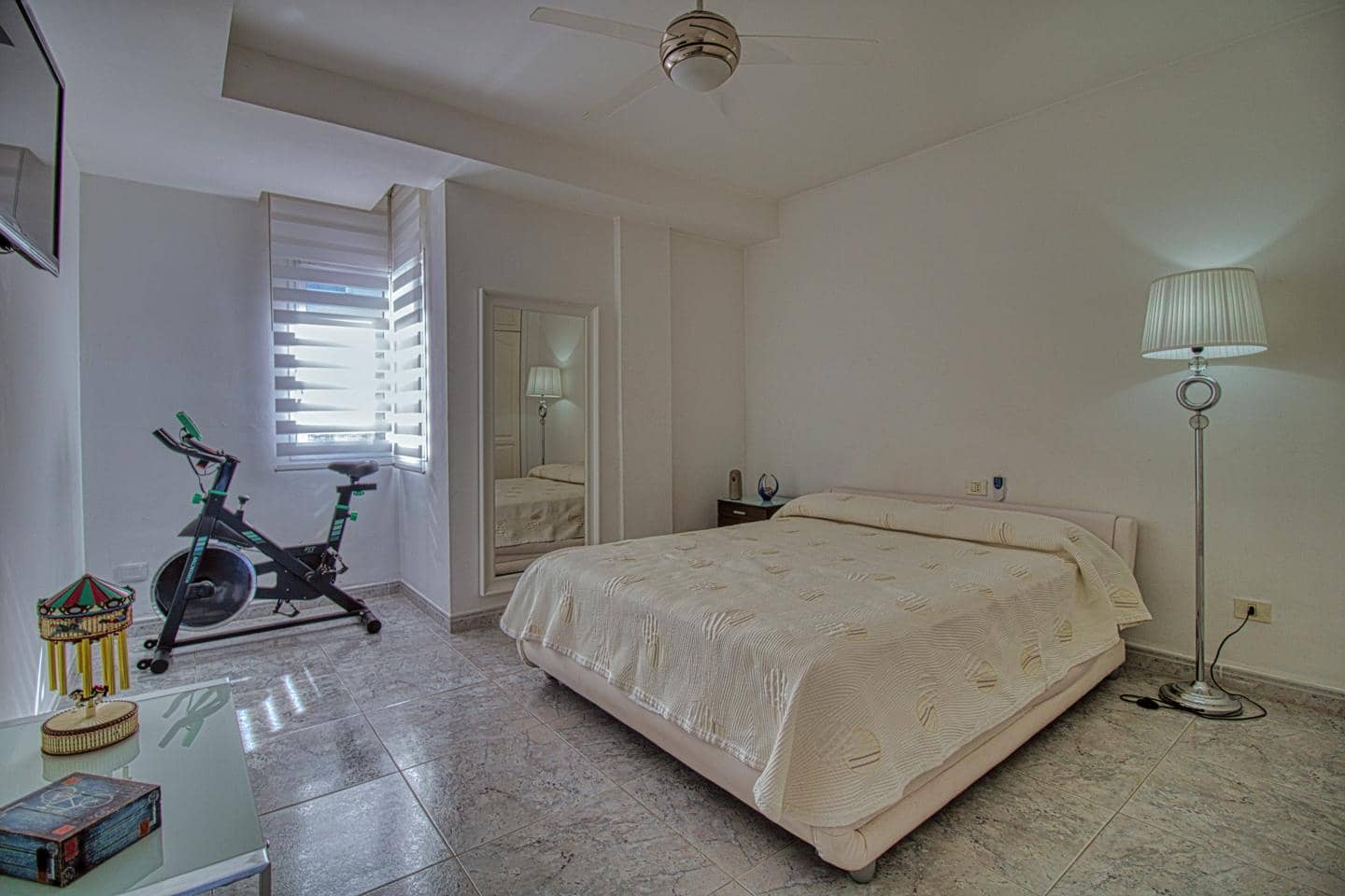 3 bedroom Villa for sale in Costa Adeje with garage - € 949,000 (Ref: 8652133)