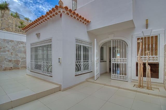 3 soveværelse Villa til salg i Costa Adeje, Adeje med garage - € 949.000 (Ref: 8652133)