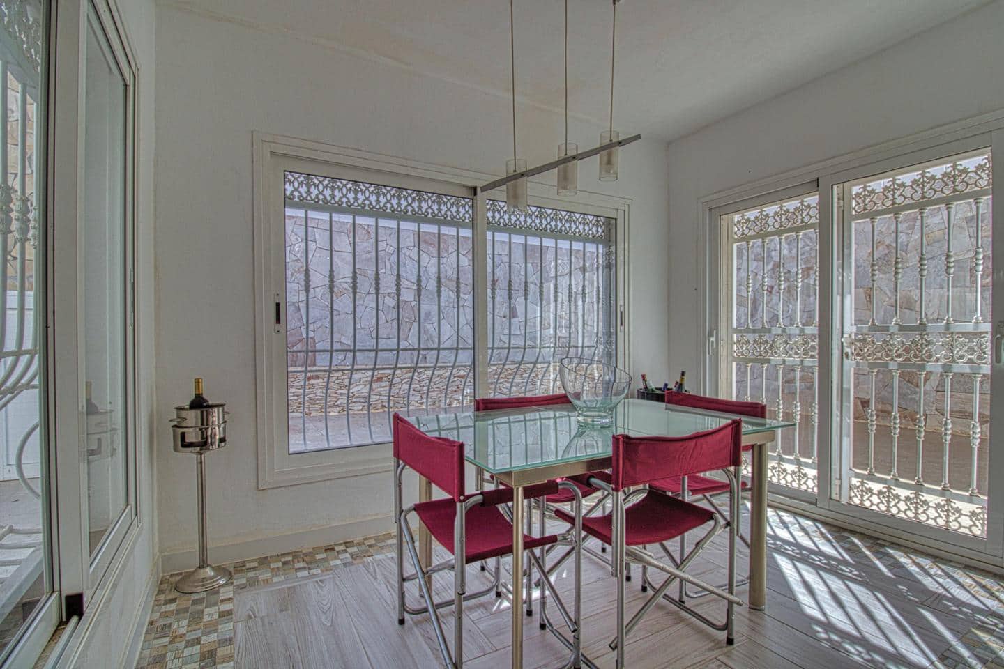 3 bedroom Villa for sale in Costa Adeje with garage - € 949,000 (Ref: 8652133)