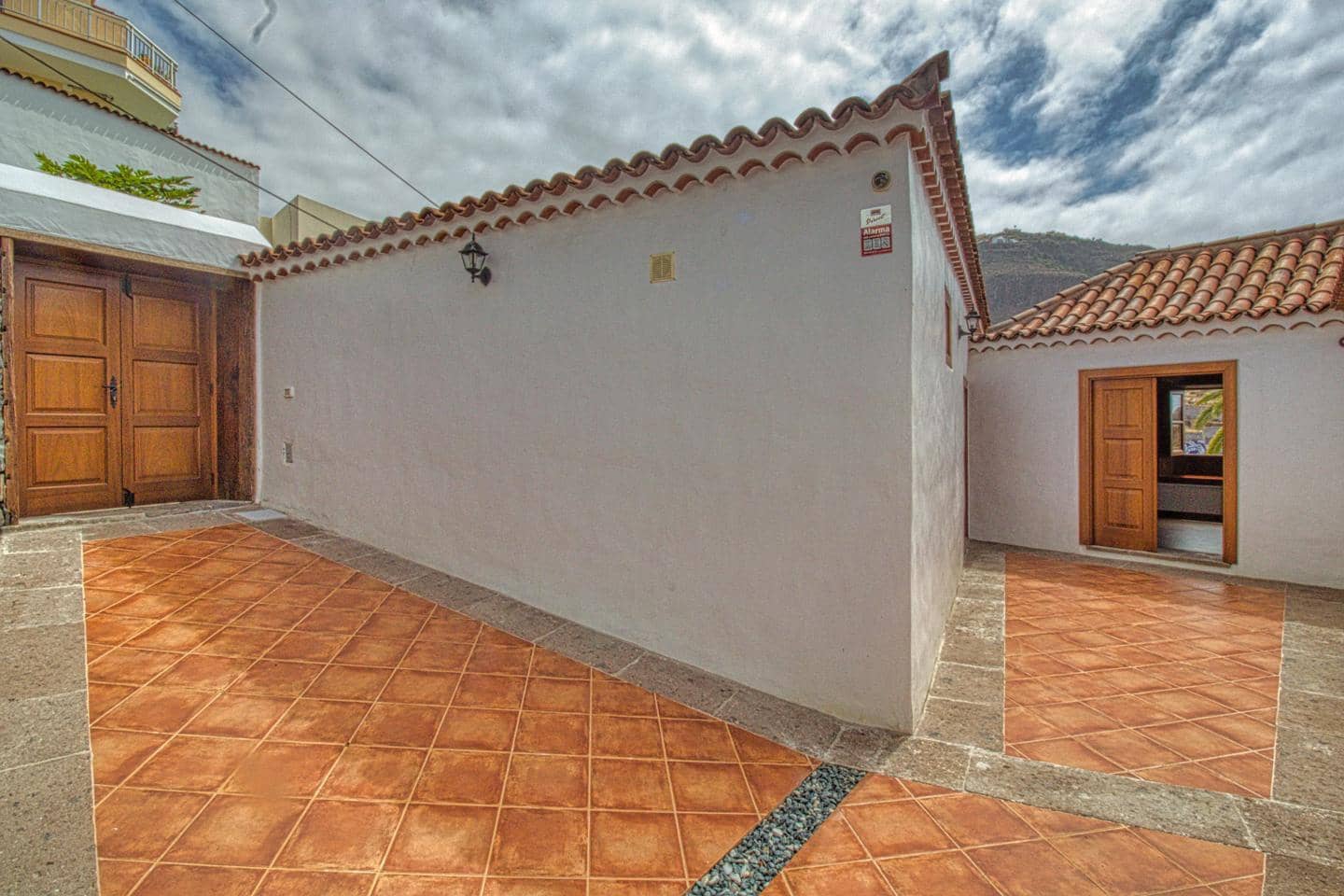Chalet de 5 habitaciones en Los Realejos en venta - 880.000 € (Ref: 8896041)