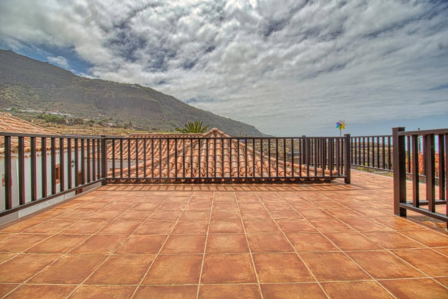 Chalet de 5 habitaciones en Los Realejos en venta - 880.000 € (Ref: 8896041)