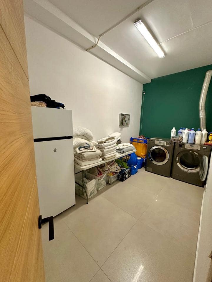 3 soverom Bedrift til leie i Costa Adeje - € 700 (Ref: 8907072)