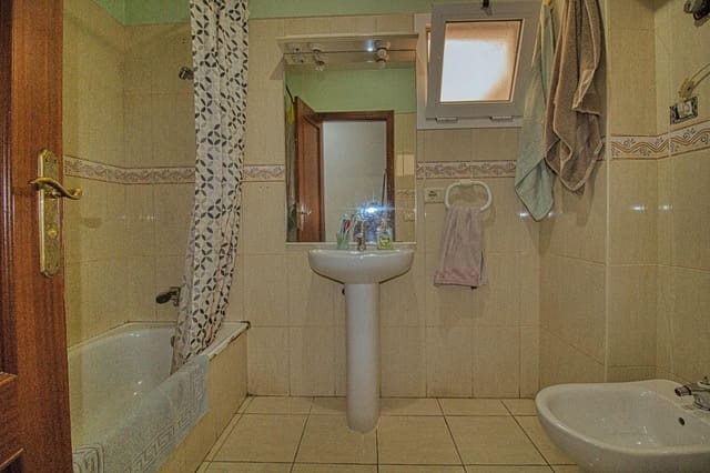 2 soveværelse Lejlighed til salg i Los Abrigos, Granadilla de Abona - € 185.000 (Ref: 8916335)