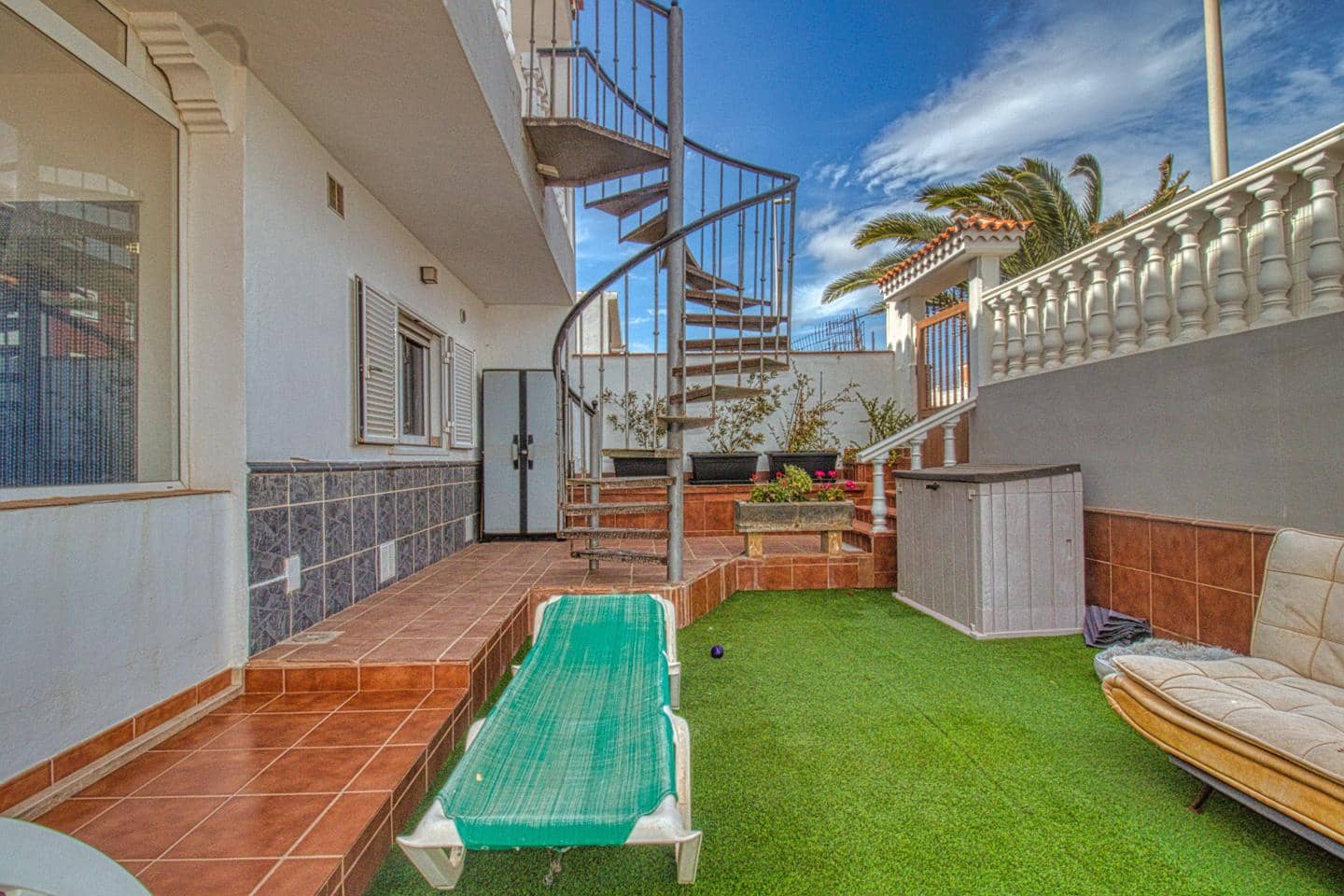 3 soverom Villa til salgs i Arico med garasje - € 399 000 (Ref: 9127958)