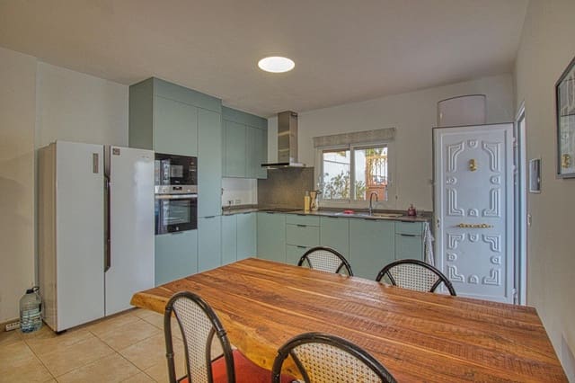 3 soveværelse Villa til salg i Arico med garage - € 415.000 (Ref: 9127958)