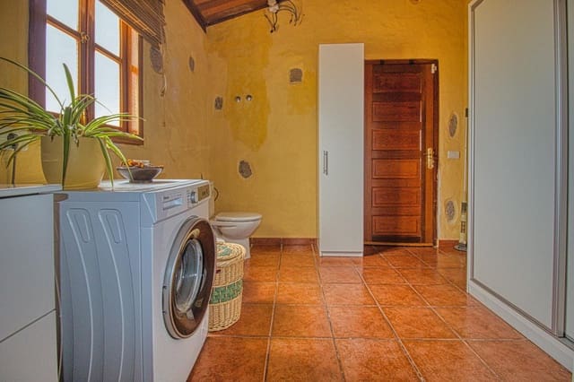 3 soveværelse Finca/Landehus til salg i Chimiche, Granadilla de Abona - € 340.000 (Ref: 9168237)