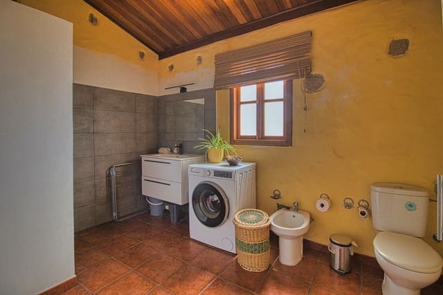 3 soveværelse Finca/Landehus til salg i Chimiche, Granadilla de Abona - € 340.000 (Ref: 9168237)