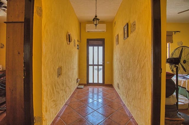 3 soveværelse Finca/Landehus til salg i Chimiche, Granadilla de Abona - € 340.000 (Ref: 9168237)