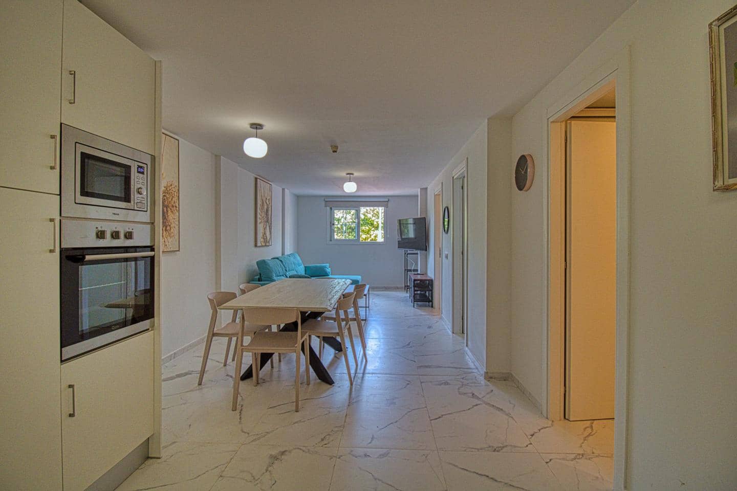 2 slaapkamer Flat te koop in Los Cristianos met zwembad - € 289.000 (Ref: 9279749)