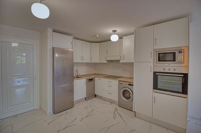 2 chambre Appartement à vendre à Los Cristianos, Arona avec piscine - 289 000 € (Ref: 9279749)