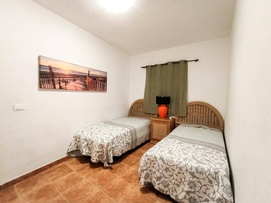 10 sovrum Villa till salu i Granadilla de Abona - 460 000 € (Ref: 9337169)