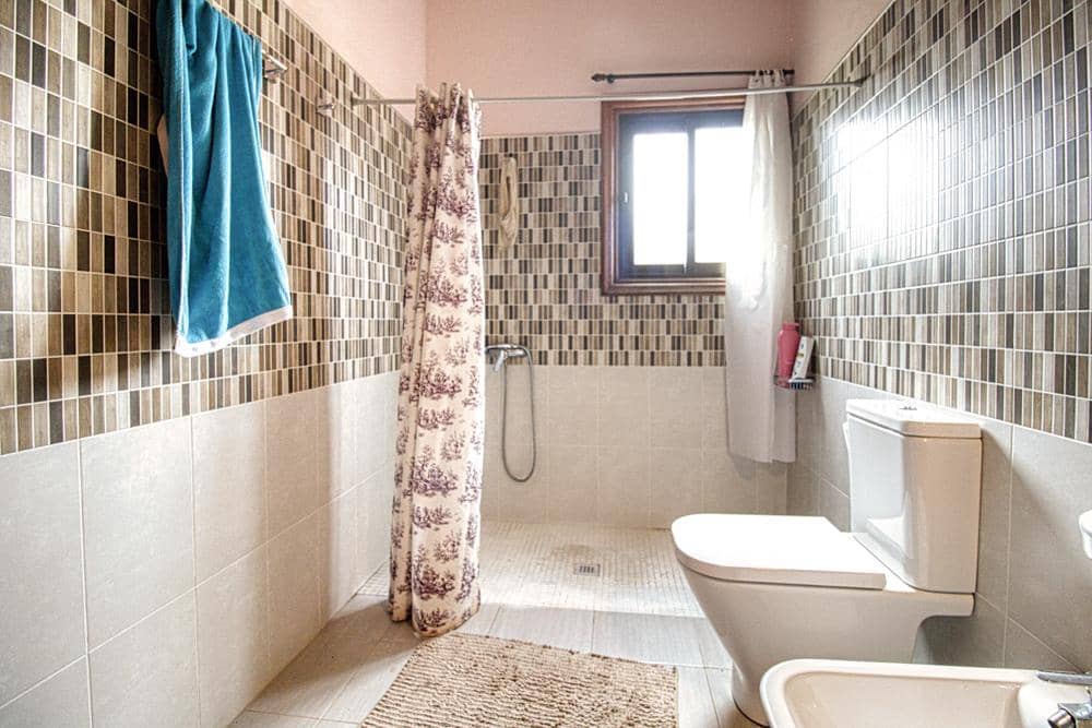 5 chambre Villa/Maison à vendre à Costa del Silencio avec piscine - 790 000 € (Ref: 9399961)