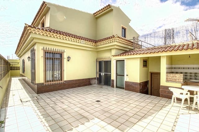 5 camera da letto Villa in vendita in Costa del Silencio, Arona con piscina - 790.000 € (Rif: 9399961)