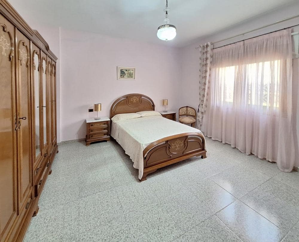 5 chambre Villa/Maison à vendre à Costa del Silencio avec piscine - 790 000 € (Ref: 9399961)