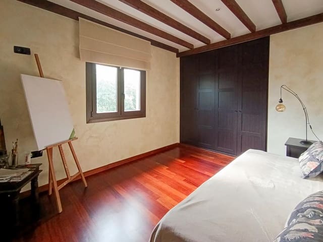 Chalet de 3 habitaciones en Candelaria en venta - 490.000 € (Ref: 9464877)