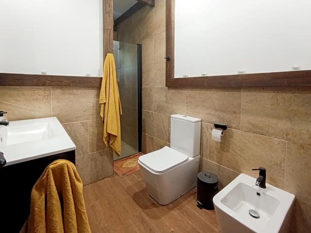 Chalet de 3 habitaciones en Candelaria en venta - 490.000 € (Ref: 9464877)