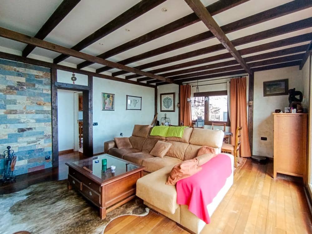 Chalet de 3 habitaciones en Candelaria en venta - 490.000 € (Ref: 9464877)