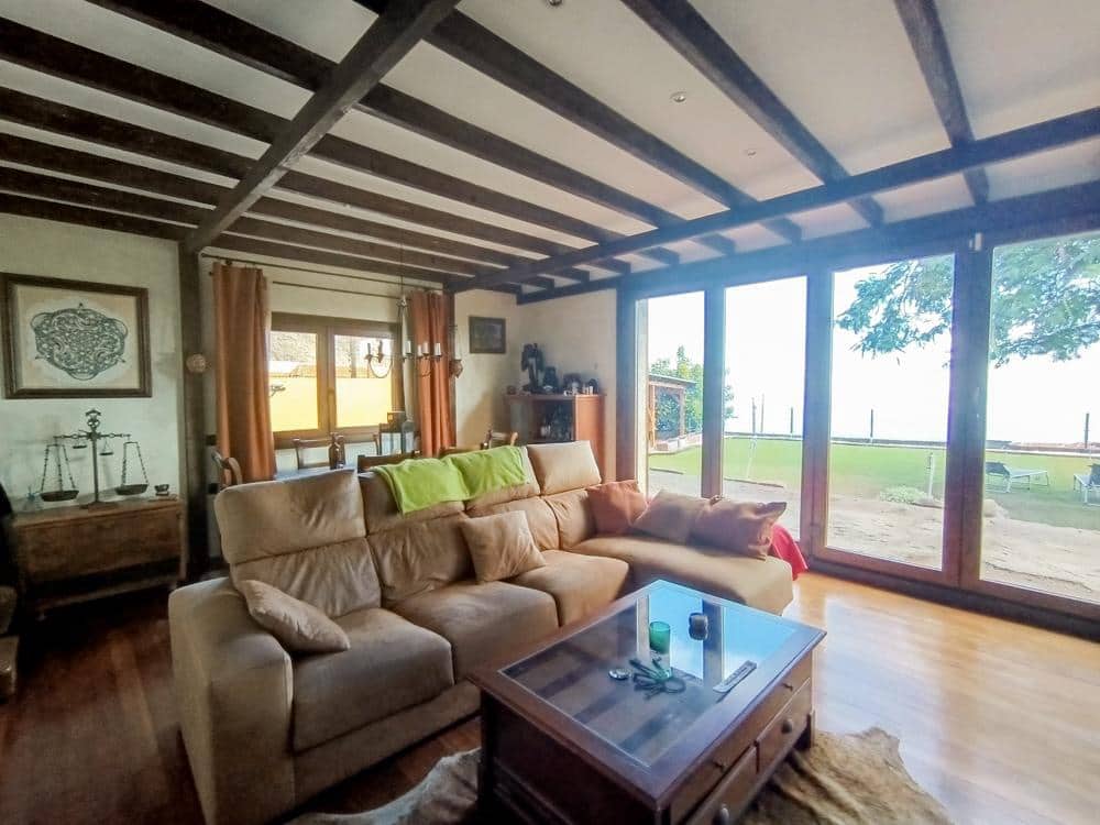 Chalet de 3 habitaciones en Candelaria en venta - 490.000 € (Ref: 9464877)