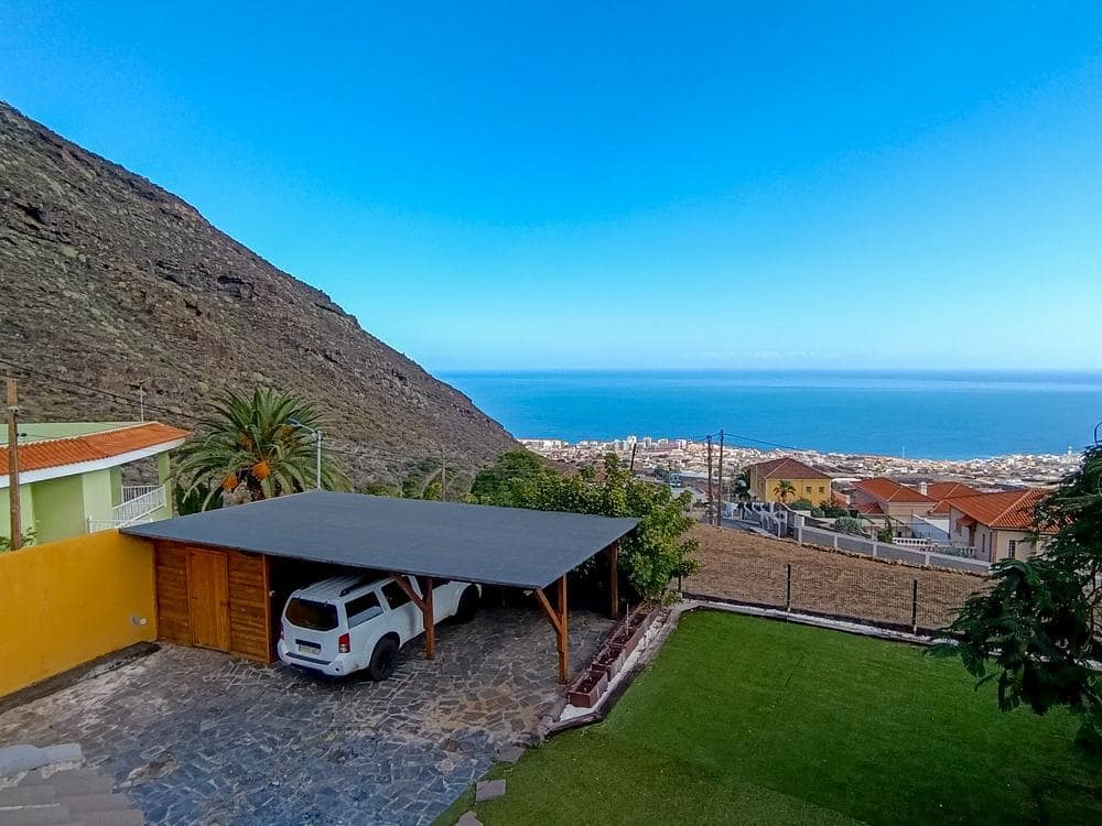 Chalet de 3 habitaciones en Candelaria en venta - 490.000 € (Ref: 9464877)