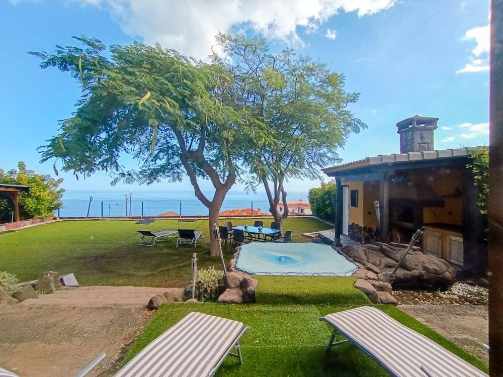 Chalet de 3 habitaciones en Candelaria en venta - 490.000 € (Ref: 9464877)