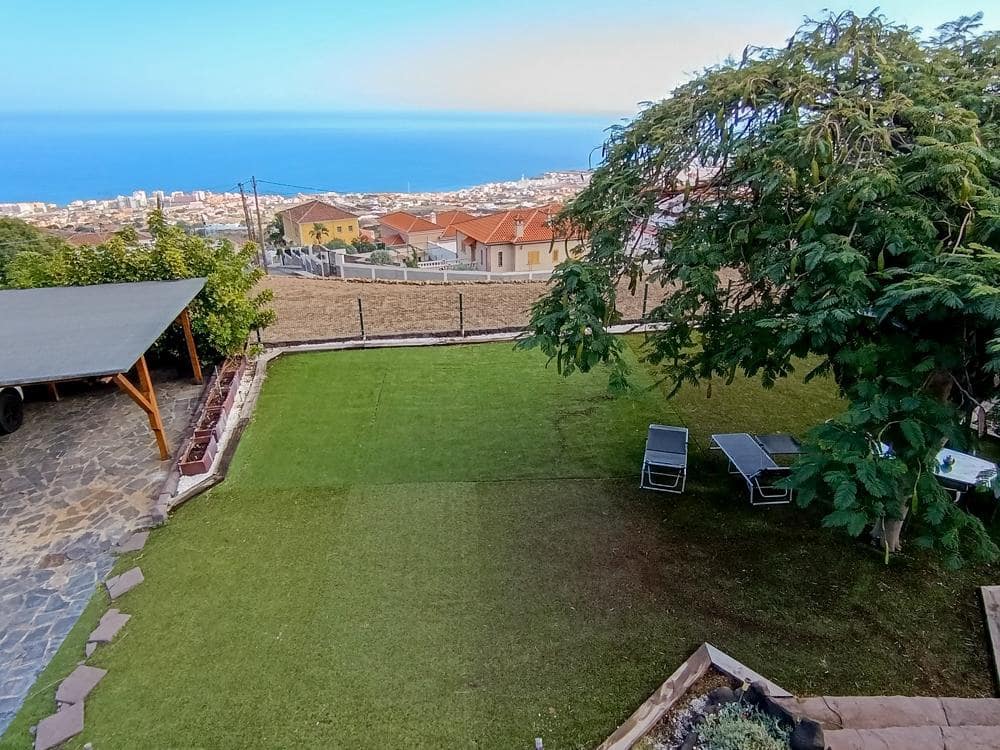 Chalet de 3 habitaciones en Candelaria en venta - 490.000 € (Ref: 9464877)