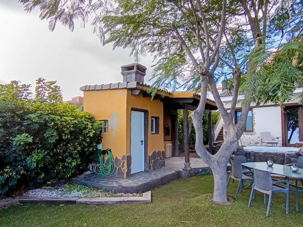 Chalet de 3 habitaciones en Candelaria en venta - 490.000 € (Ref: 9464877)