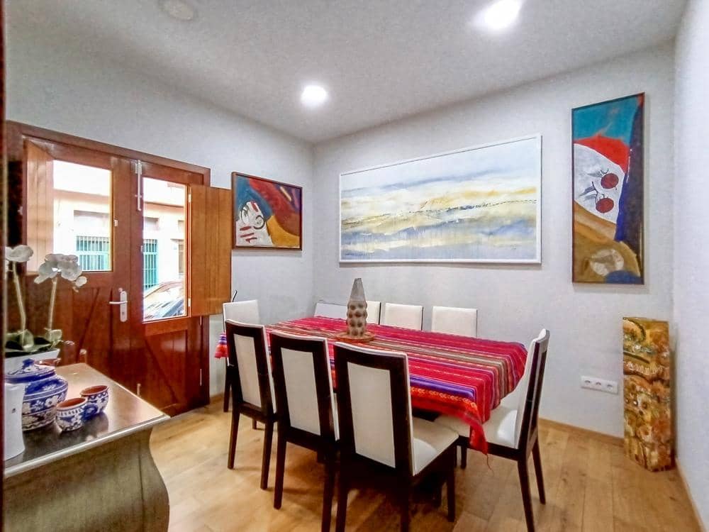 5 quarto Moradia para venda em San Cristobal de La Laguna - 825 000 € (Ref: 9464980)