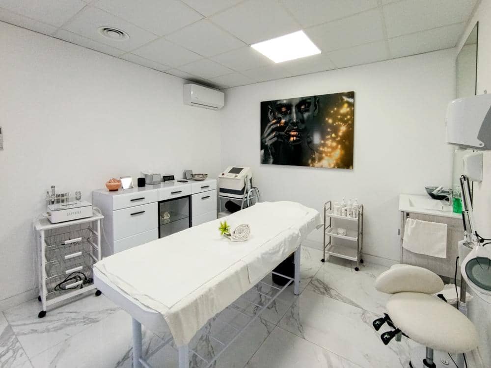 10 soverom Bedrift til salgs i Costa Adeje - € 650 000 (Ref: 9481599)