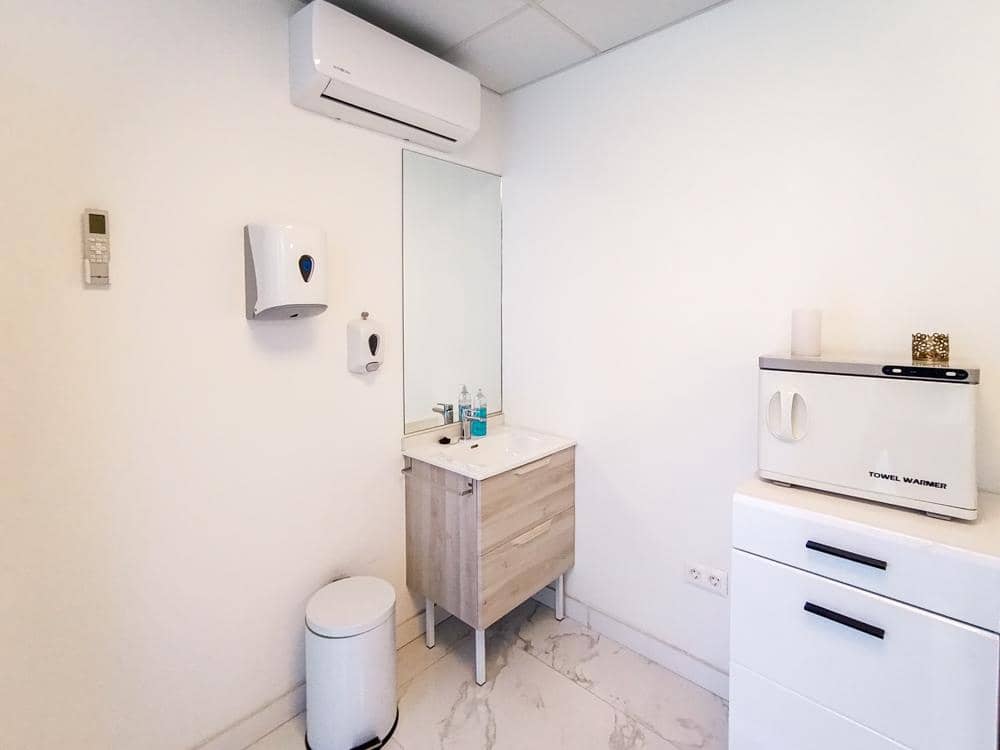 10 soverom Bedrift til salgs i Costa Adeje - € 650 000 (Ref: 9481599)